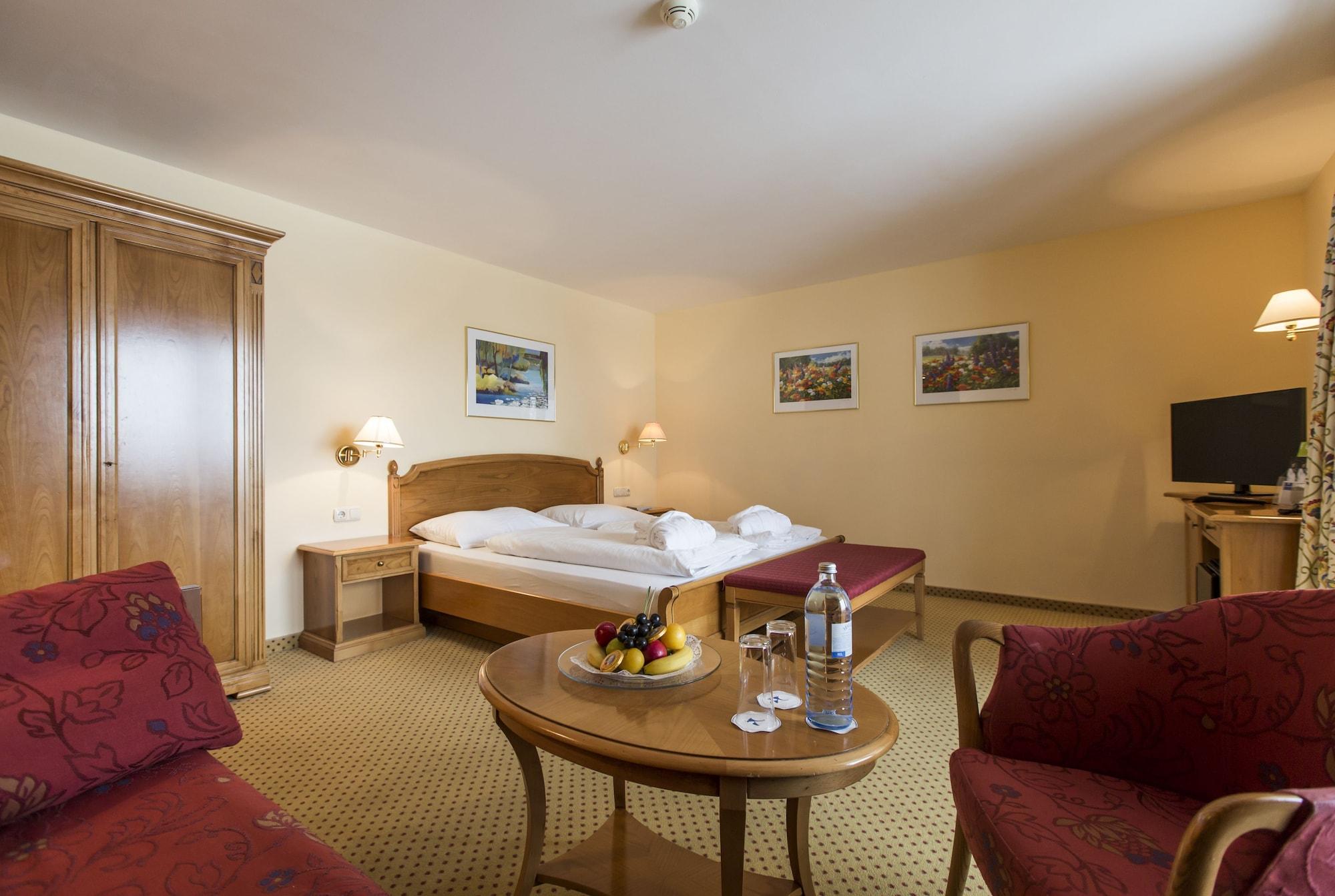 Falkensteiner Aktiv & Familienhotel Cristallo Superior 卡奇山口 外观 照片