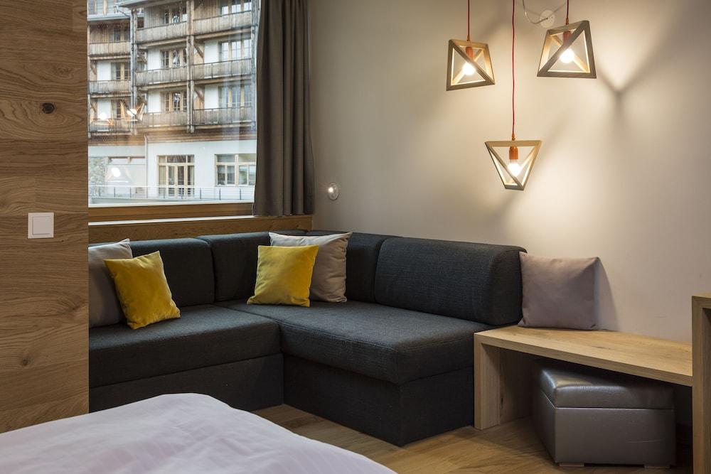 Falkensteiner Aktiv & Familienhotel Cristallo Superior 卡奇山口 外观 照片