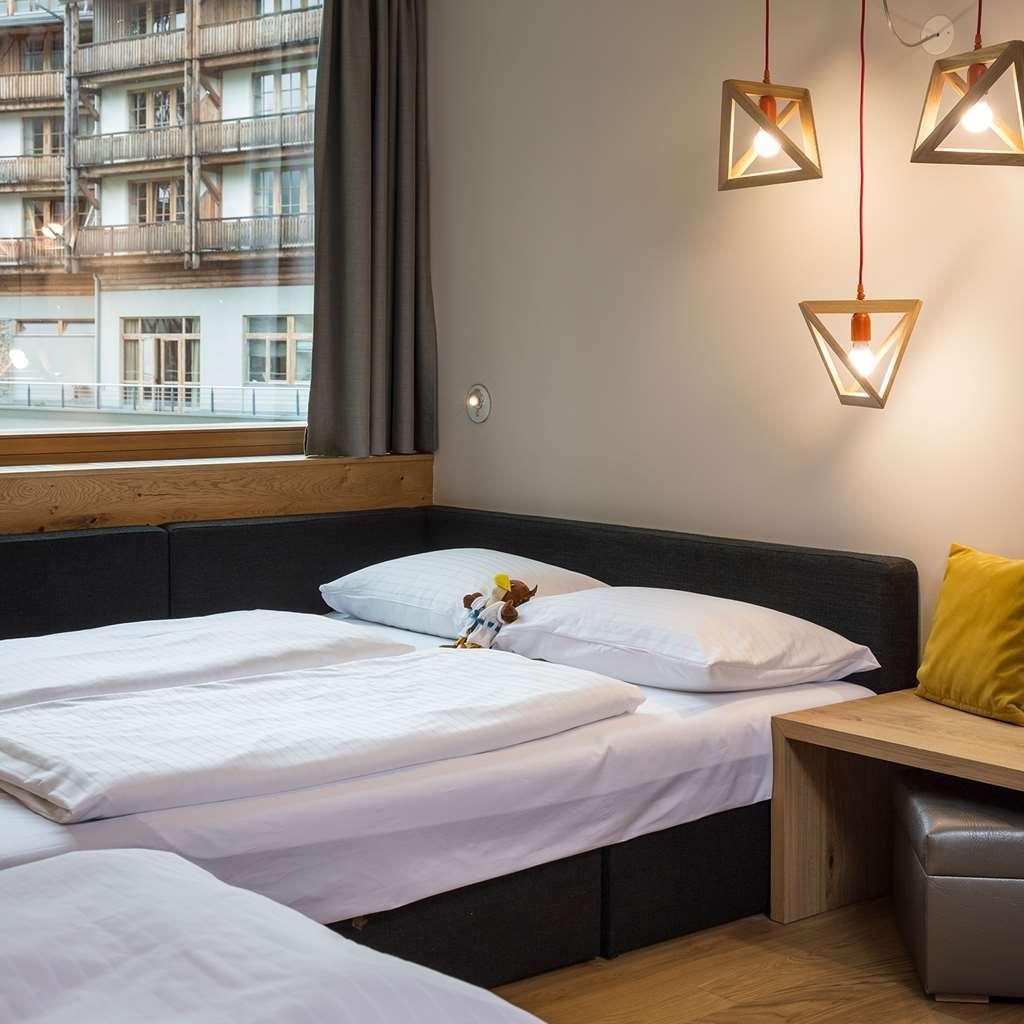 Falkensteiner Aktiv & Familienhotel Cristallo Superior 卡奇山口 客房 照片