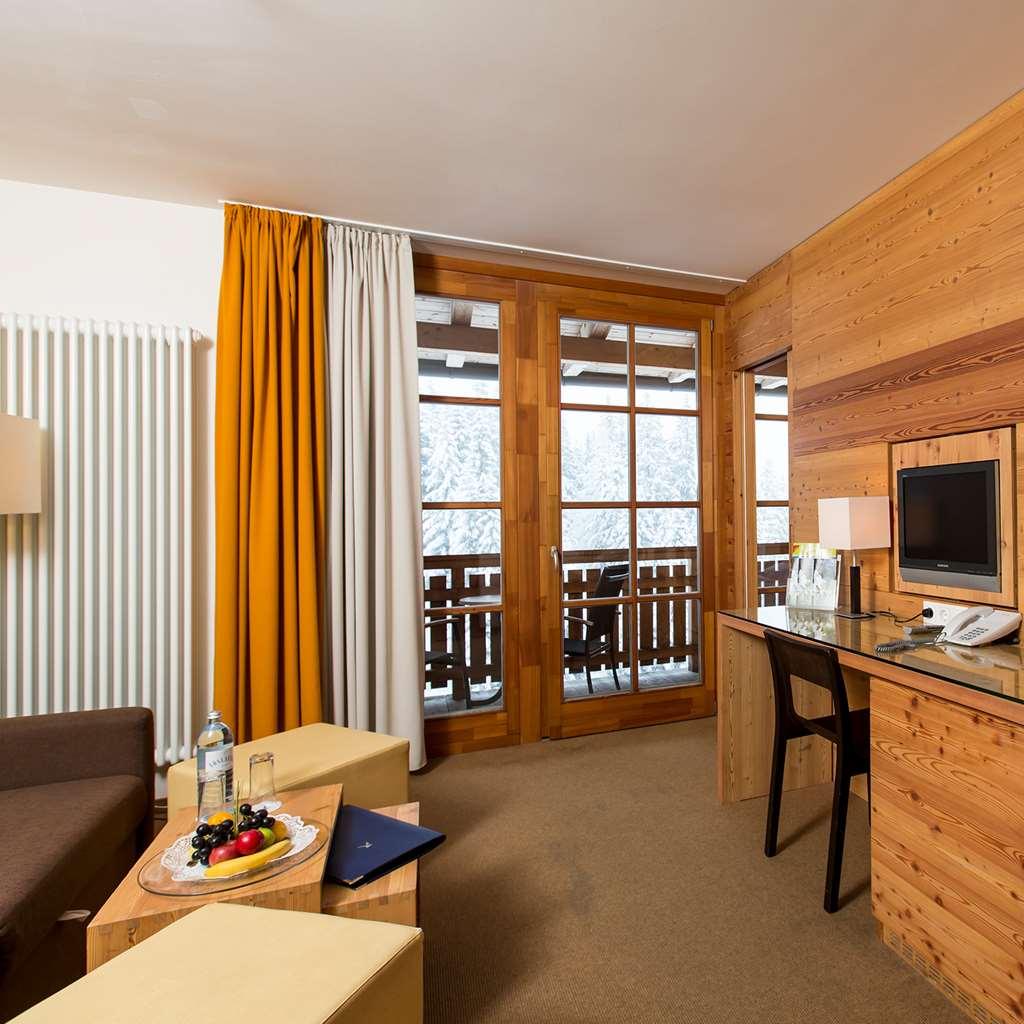 Falkensteiner Aktiv & Familienhotel Cristallo Superior 卡奇山口 客房 照片