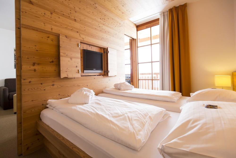 Falkensteiner Aktiv & Familienhotel Cristallo Superior 卡奇山口 外观 照片