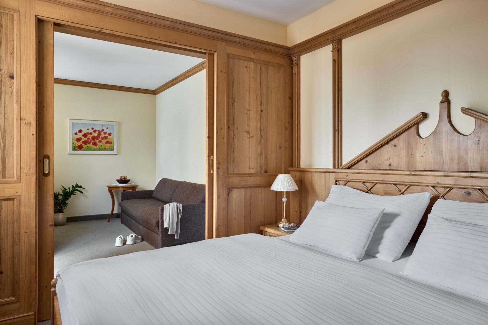 Falkensteiner Aktiv & Familienhotel Cristallo Superior 卡奇山口 客房 照片