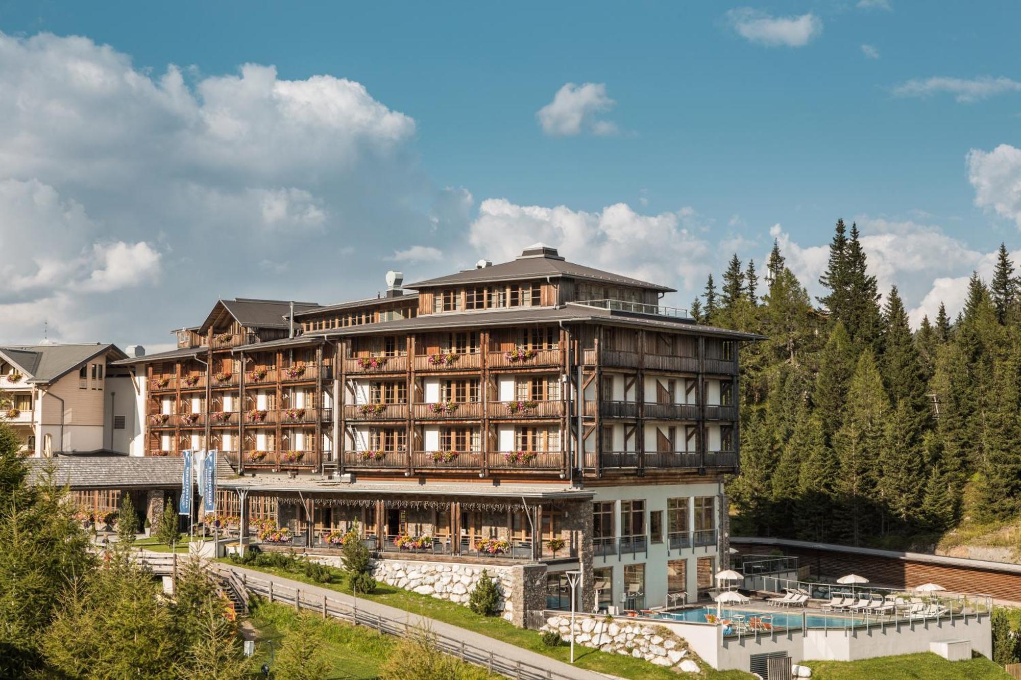 Falkensteiner Aktiv & Familienhotel Cristallo Superior 卡奇山口 外观 照片